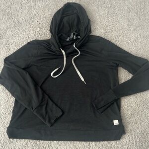 Vuori halo hoodie- women’s Small, like new